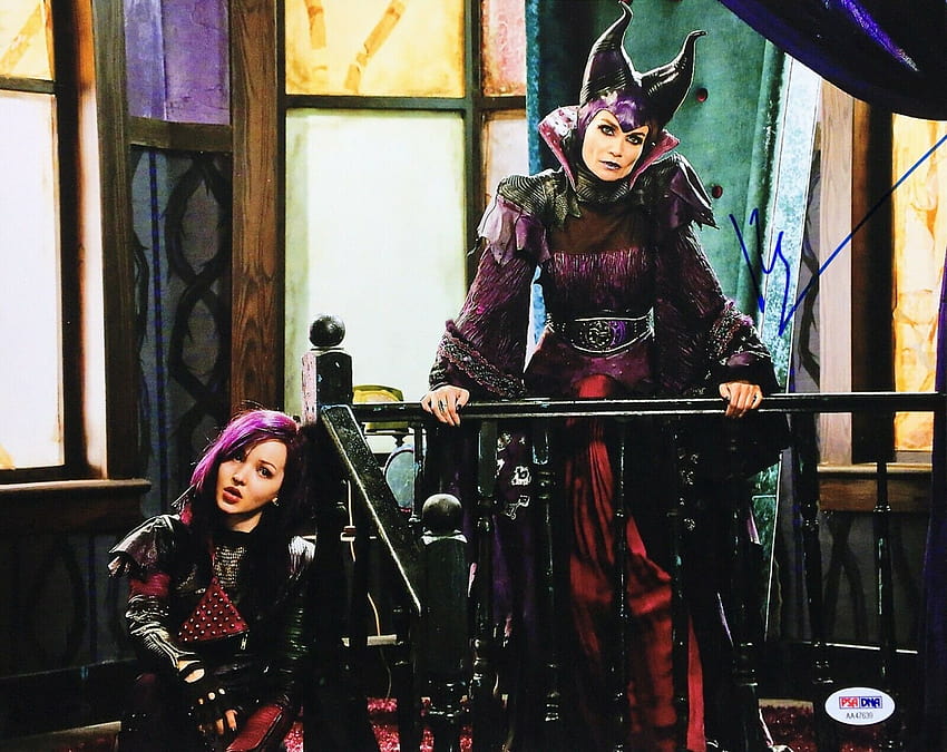 Kristin Chenoweth signiert „Descendants“ 11x14 *Maleficent PSA AA47639, Descendants Maleficent HD-Hintergrundbild