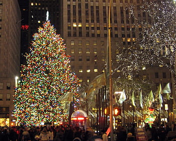 Hãy cùng chiêm ngưỡng thưởng thức hình nền Giáng sinh của thành phố New York - một trong những địa điểm được yêu thích nhất vào dịp lễ Hội. Hình ảnh tươi sáng và đầy màu sắc sẽ khiến bạn cảm thấy sự ấm áp của mùa đông.