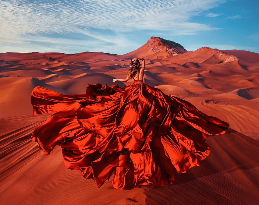 Mujer Detrás Chica Desierto Duna Vestido Rojo Arena Mujer Pelirroja, mujeres del desierto fondo de pantalla