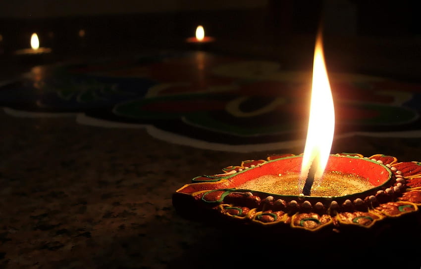 Piękna lampa na indyjskim festiwalu Deepavali Tapeta HD