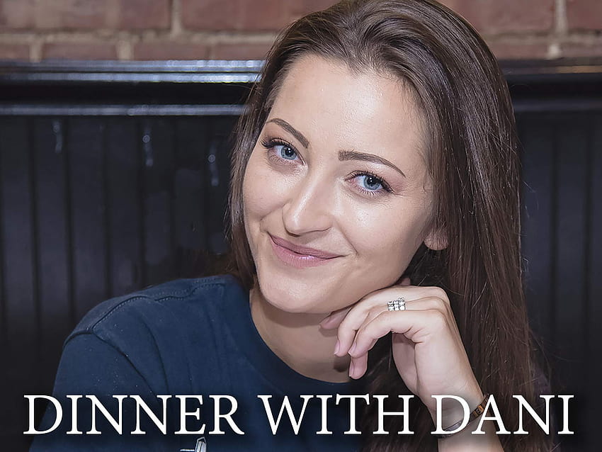 „Abendessen mit Dani, Dani Daniels aus nächster Nähe“ ansehen HD-Hintergrundbild