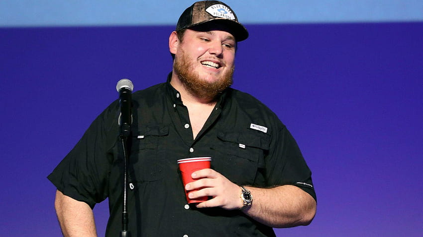 Luke Combs adds Grand Ole Opry member to list of accolades HD wallpaper