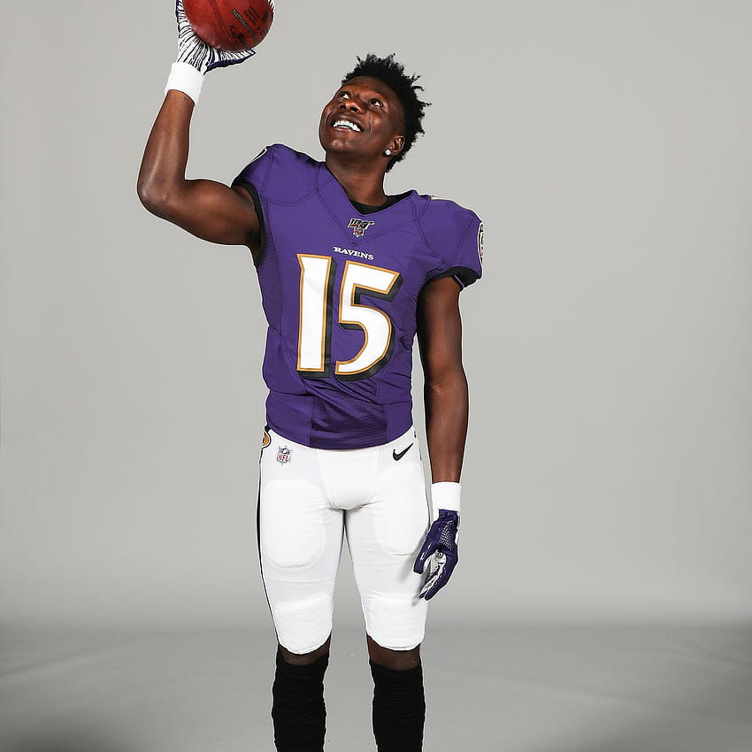 Ravens WR Marquise 'Hollywood' Brown has passed his physical, hollywood brown HD phone wallpaper