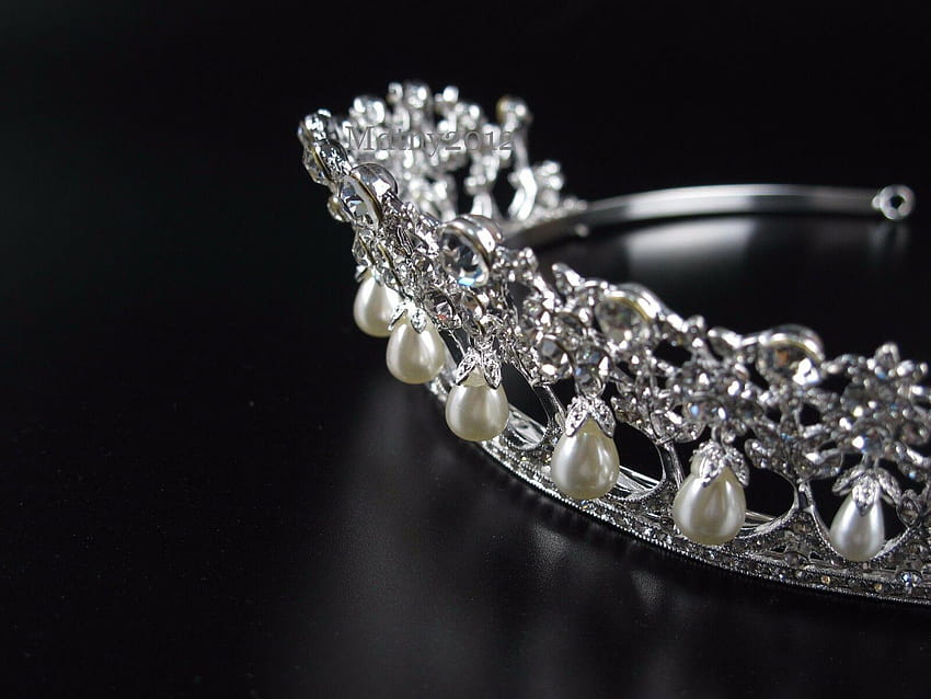 SWEET Vintage Wedding Bridal Pearl Crown Diana Tiara Princess Hair, pearl headdress HD wallpaper