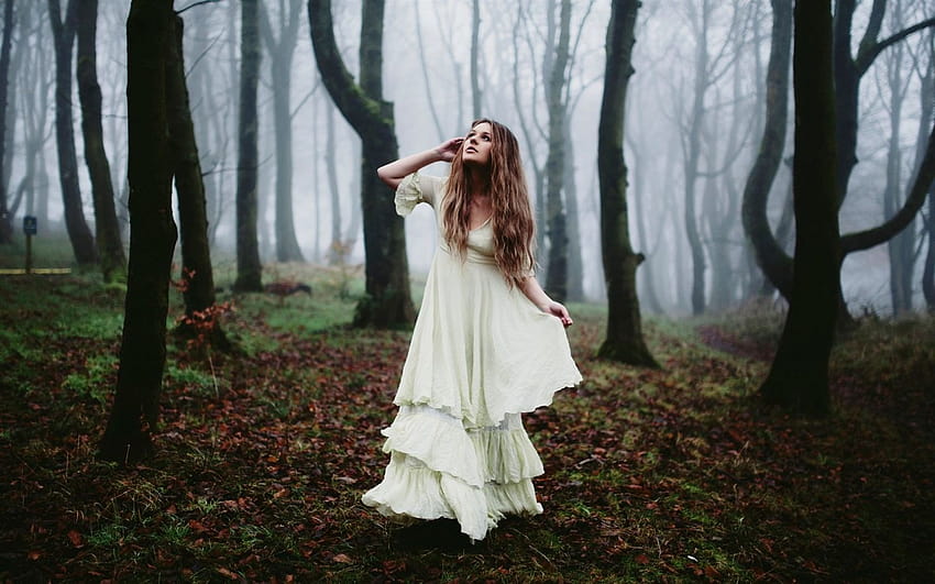 자연 여자 여자 모델 아름 다운 젊은 야외 숲, 숲에서 여자 HD 월페이퍼