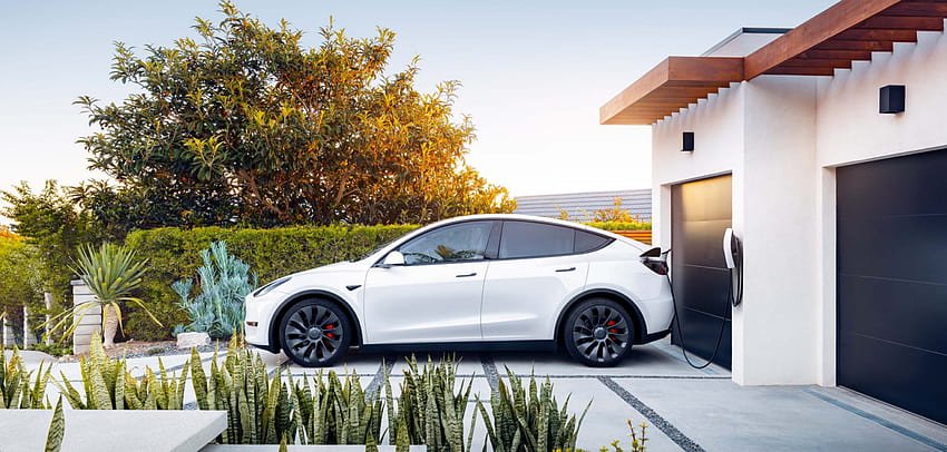 2022 年の最高の電気自動車はテスラ モデル Y です。 高画質の壁紙