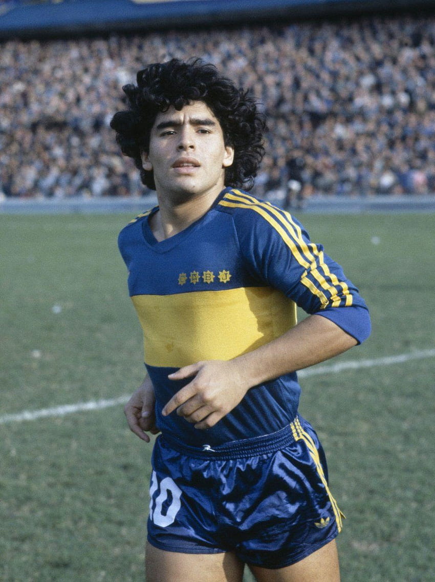 Diego Maradona 1981, maradona boca juniors HD phone wallpaper