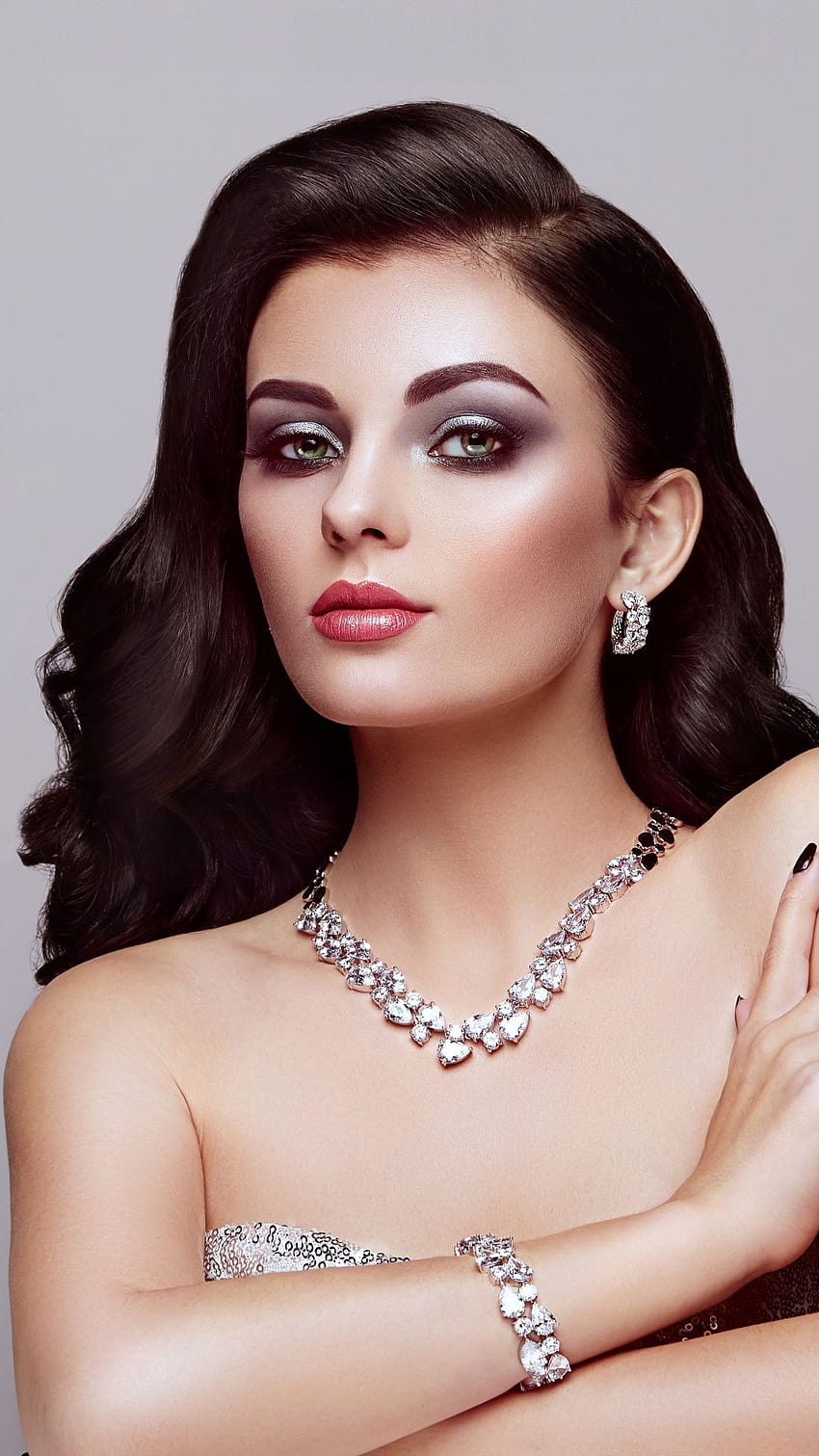 Model, makeup, wearing jewellery, beautiful, 1080x1920, make up and jewellery for women HD phone wallpaper