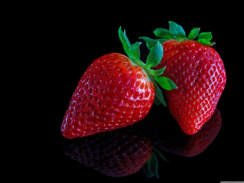 Strawberries On Black Backgrounds ❤ for, 4096x3072 HD wallpaper