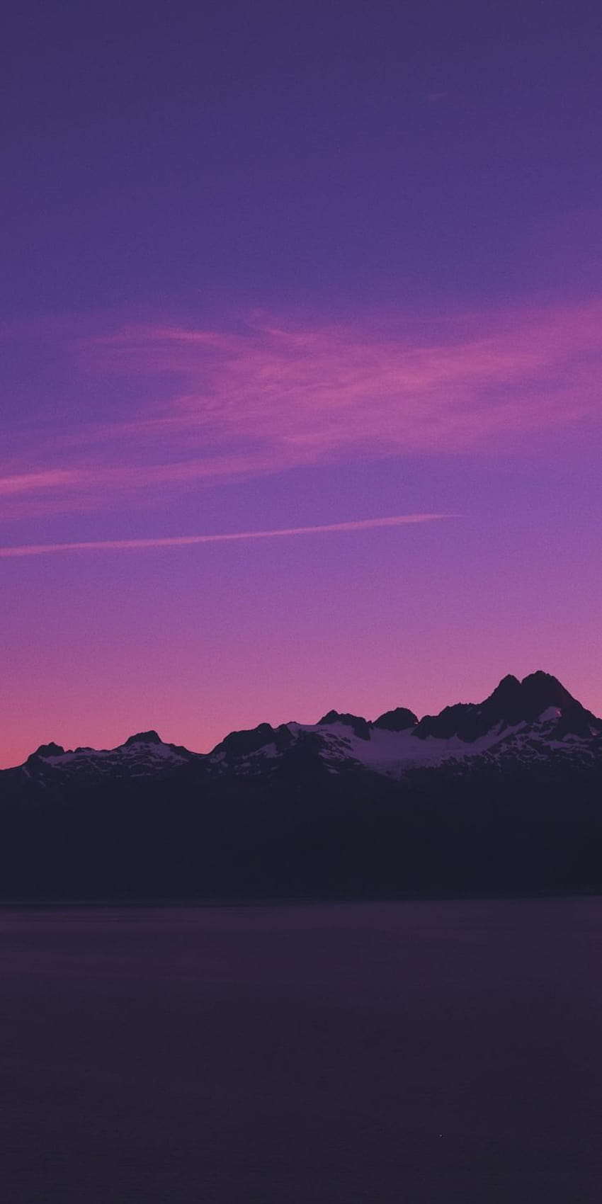 Horizonte, montañas, cielo rosa, puesta de sol, paisaje rosa estética. fondo de pantalla del teléfono