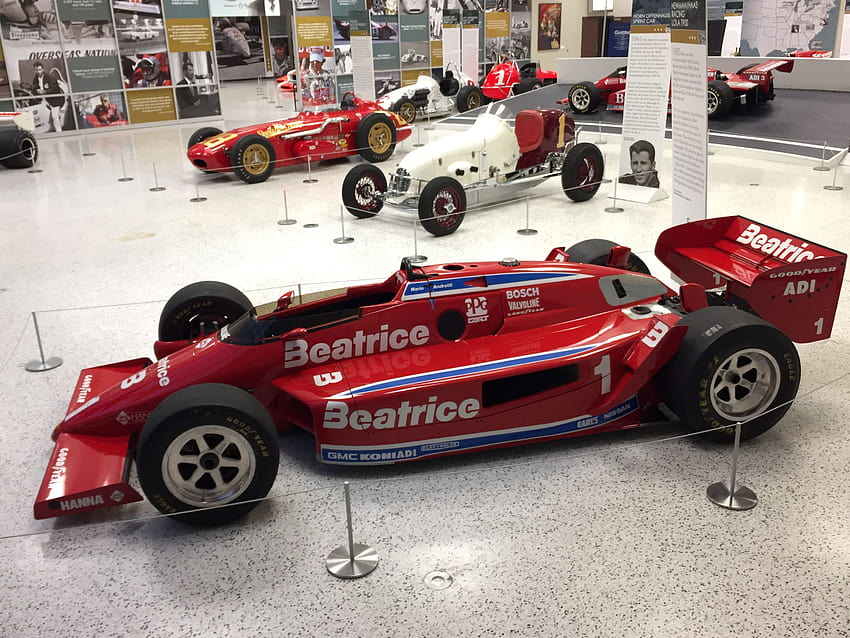 Muzeum IMS odsłoni „Mario Andretti: ICON” zaprezentowane przez firmę Shell V Tapeta HD