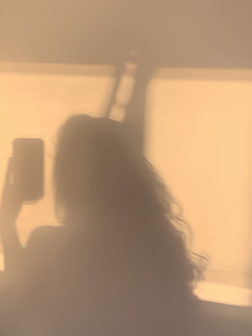 Victoria Wells on Cute pics, aesthetic shadow girl HD phone ...