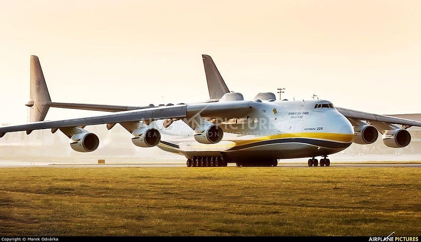 Antonov An Mriya A maior aeronave civil do mundo papel de parede HD
