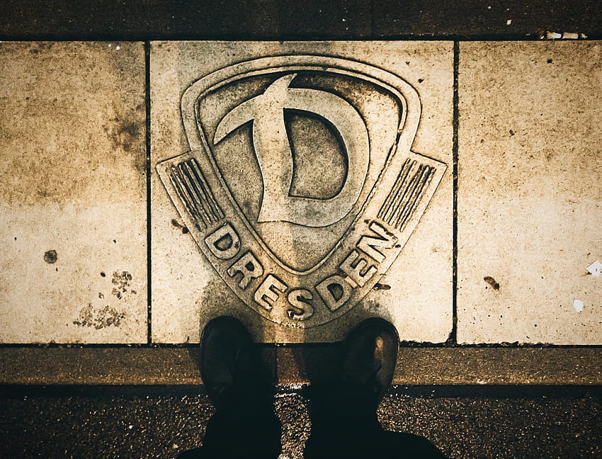 In Erinnerung an Dynamo Dresden HD-Hintergrundbild