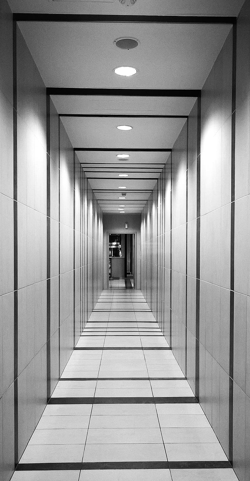 White Corridor Hallway Perspective Tunnel Perspective Floor Hd Phone Wallpaper Pxfuel