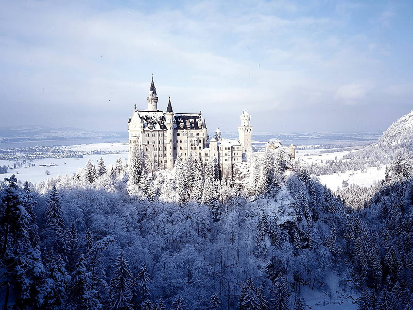 Зашеметяваща магическа зима, замък Нойшванщайн HD тапет