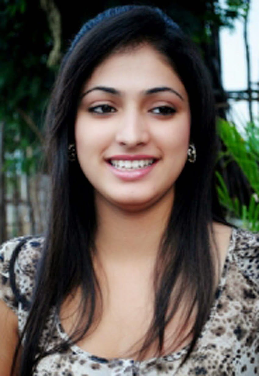 Popular Actress : Tamil Model Hari Pria, tamil girl HD phone wallpaper