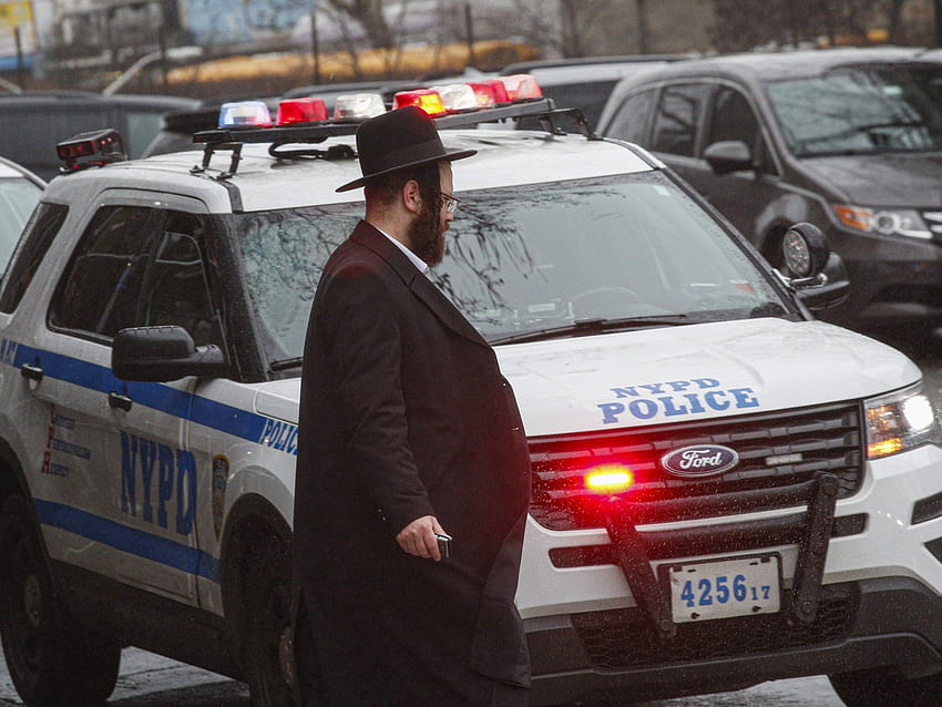 Shows NYPD Forcefully Dispersing Jews ...newsweek HD wallpaper