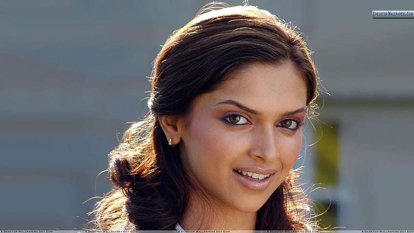 Deepika Padukone Smiling Cute Face Closeup, Deepika Padukone z bliska Tapeta HD