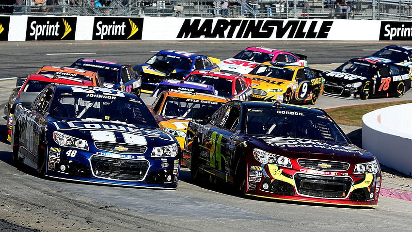 Martinsville latest to put up tire barriers for NASCAR races, martinsville speedway HD wallpaper