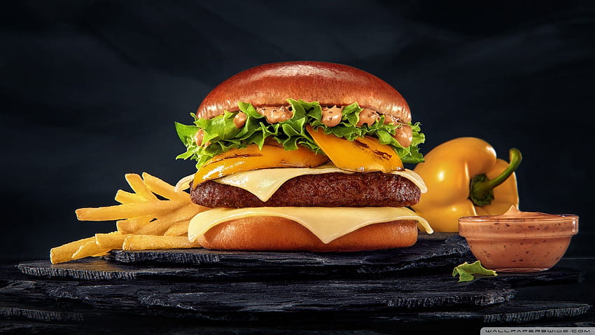 McDonald's Burger and Fries Ultra tła, fast food Tapeta HD