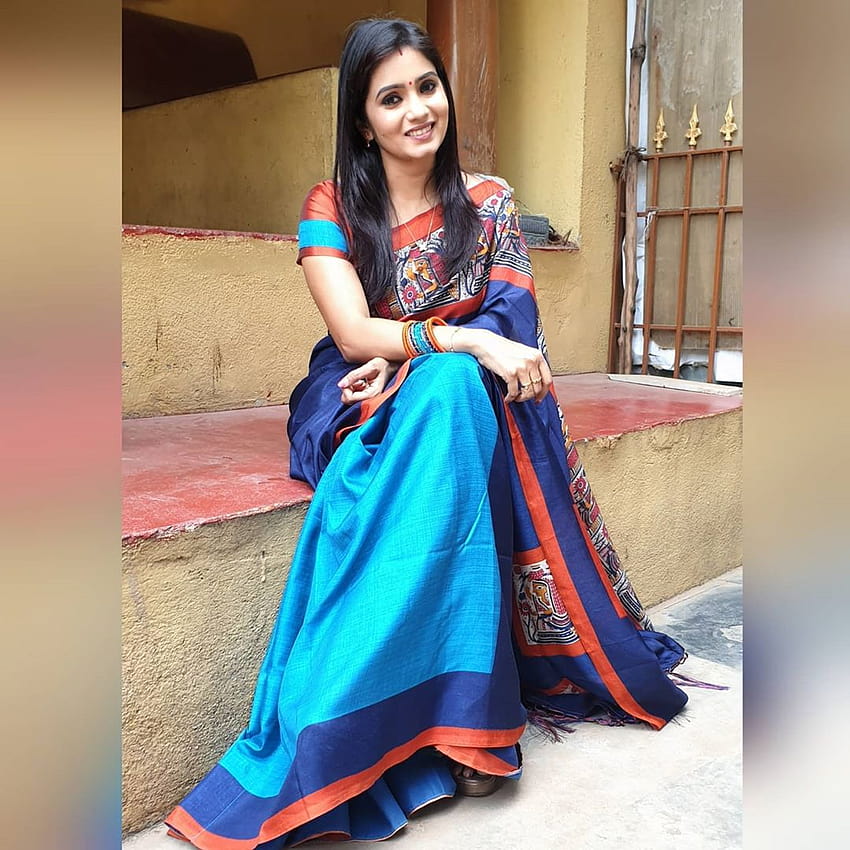 Serial Actress Srithika Instagram Pics Gallery HD phone wallpaper