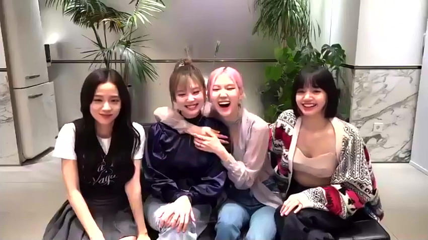 BLACKPINK Talk New Album, Favorite Collabs and Getting 'Vulnerable' With Fans HD wallpaper