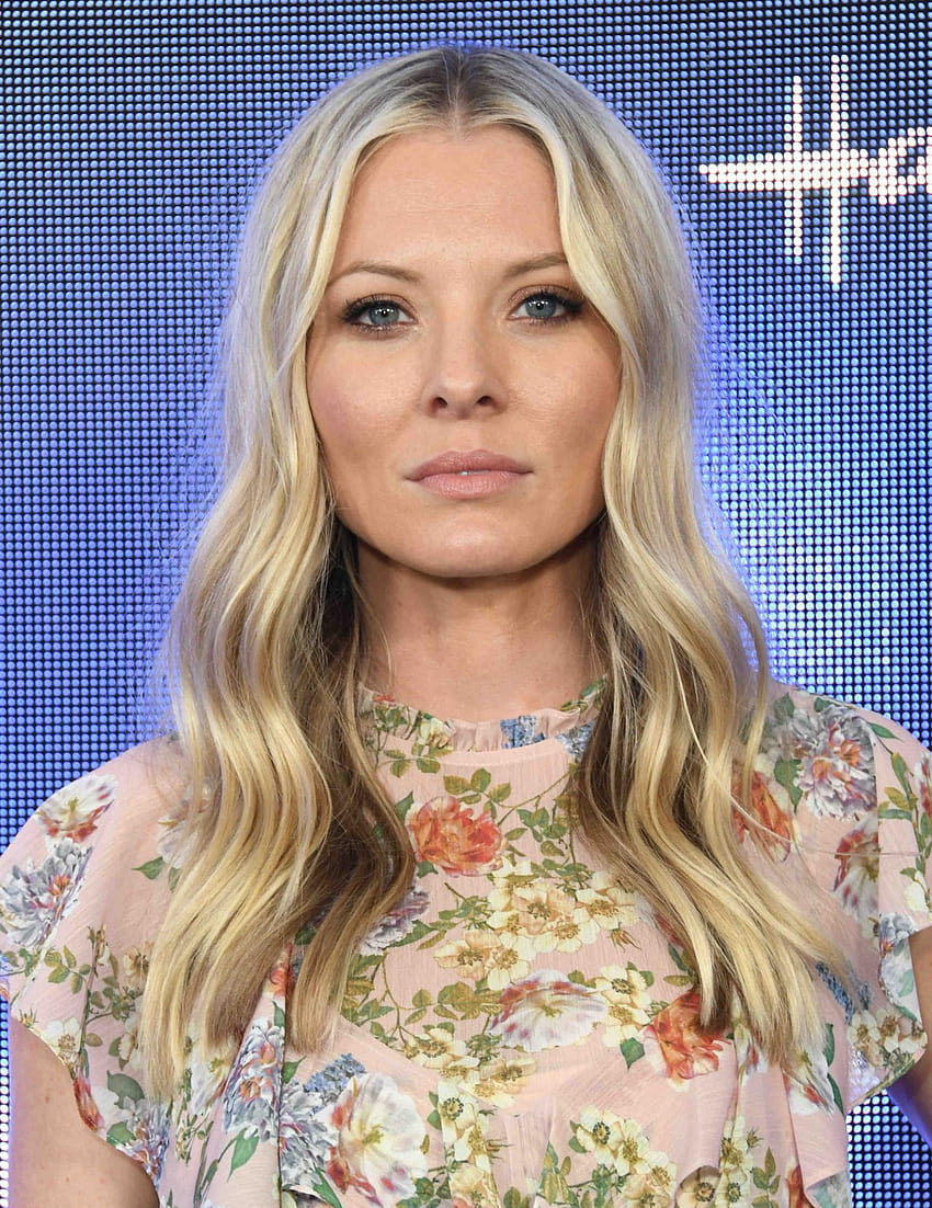 Kaitlin Doubleday Style, Clothes, Outfits and Fashion • CelebMafia HD phone wallpaper