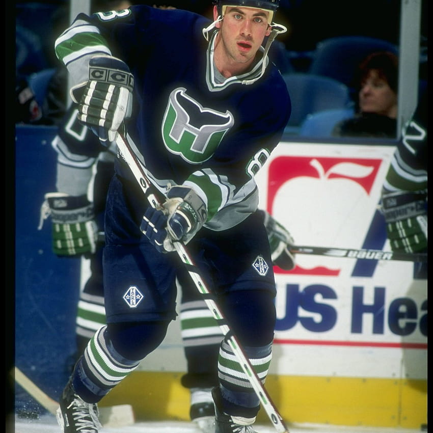The Hurricanes unveiled Hartford Whalers throwbacks; people are mad online HD phone wallpaper