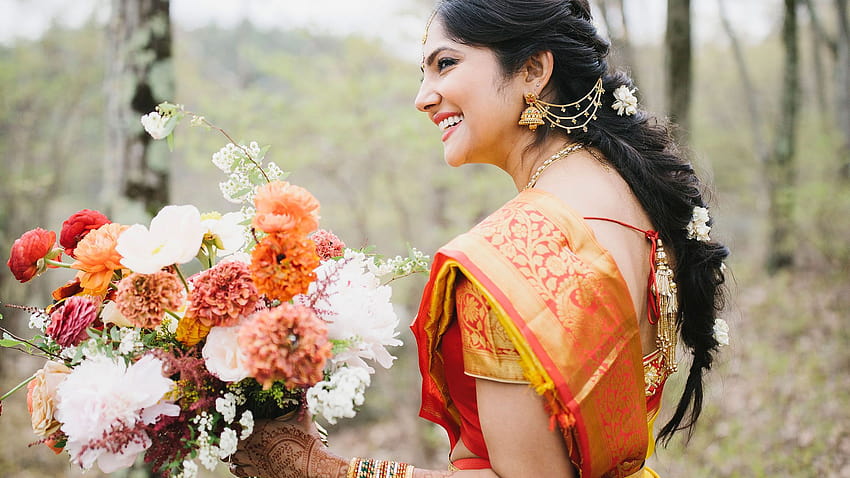 18 Beautiful Indian Wedding Hairstyles for Every Bridal Personality, artificial flowers bridal HD wallpaper