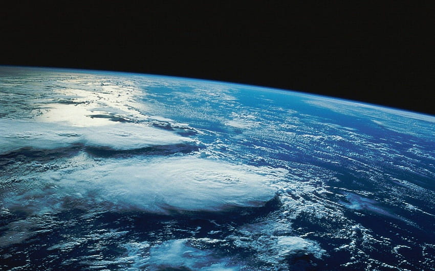 Orkanwolken auf der Erde&Oberfläche und ..., Erdatmosphäre HD-Hintergrundbild
