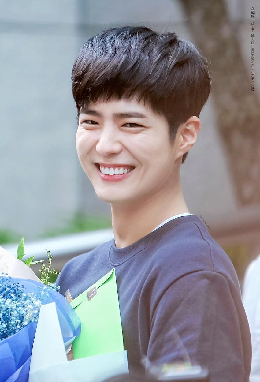 Download Reply 1988 Park Bo-gum Smiling Wallpaper