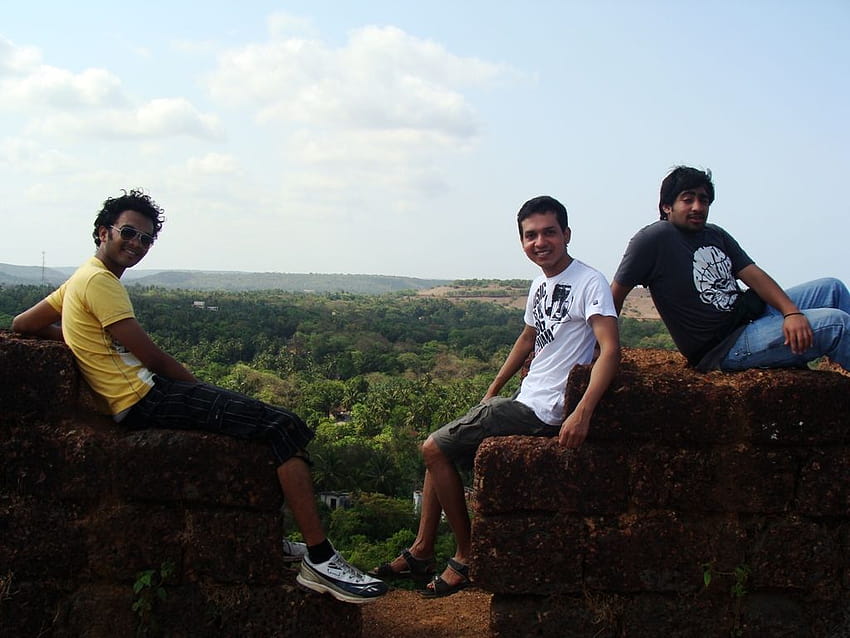 Dil Chahta Hai to stay back forever- Chapora Fort - MeTrotter