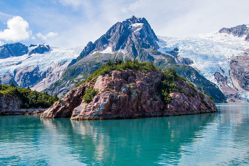 La belleza impenetrable del Parque Nacional de los Fiordos de Kenai, Alaska, EE. UU. fondo de pantalla