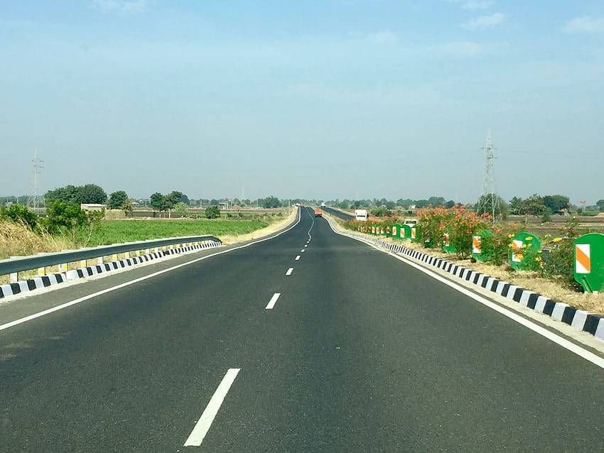 Plik:Sieć dróg i autostrad Somnath Junagadh Gujarat India 2015 a.jpg, droga indyjska Tapeta HD