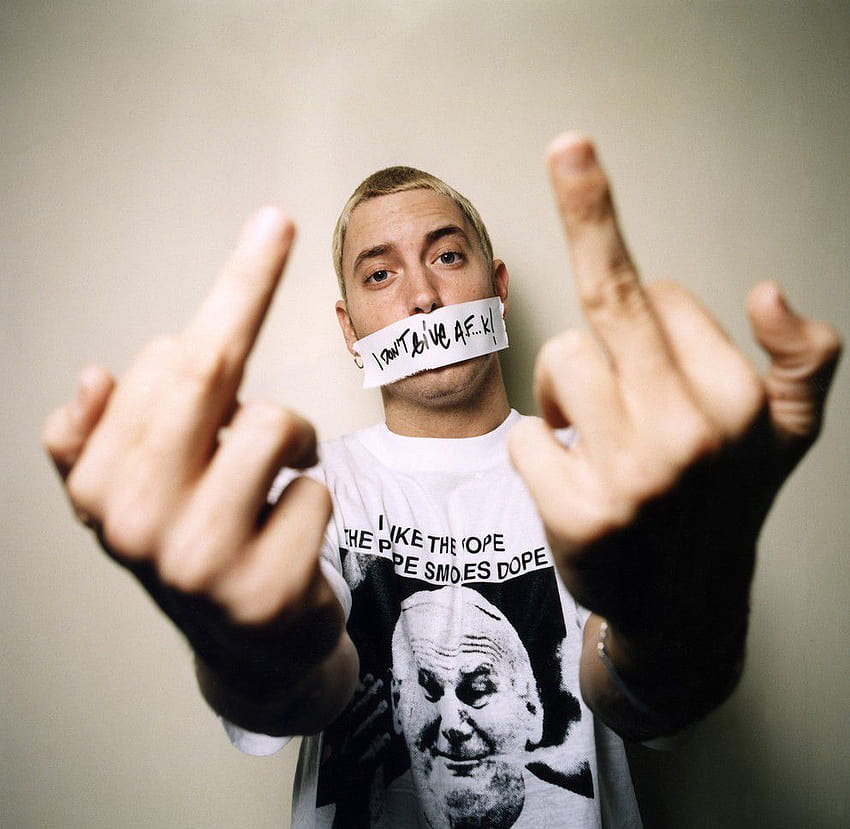 Bir sonraki eski kocam Eminem'in orta parmağı Eminem'in Pin'i HD duvar kağıdı