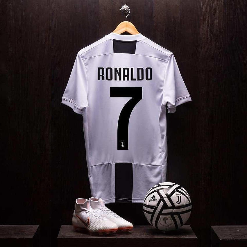 Cristiano Ronaldo maglia Juventus, cristiano ronaldo juventus Sfondo del telefono HD