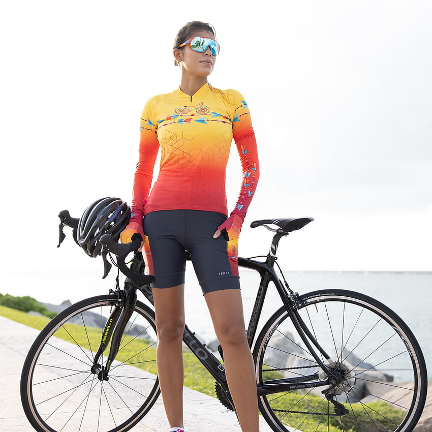 The 21 Best Women's Bike Shorts to Wear This Summer, women bike racing HD phone wallpaper