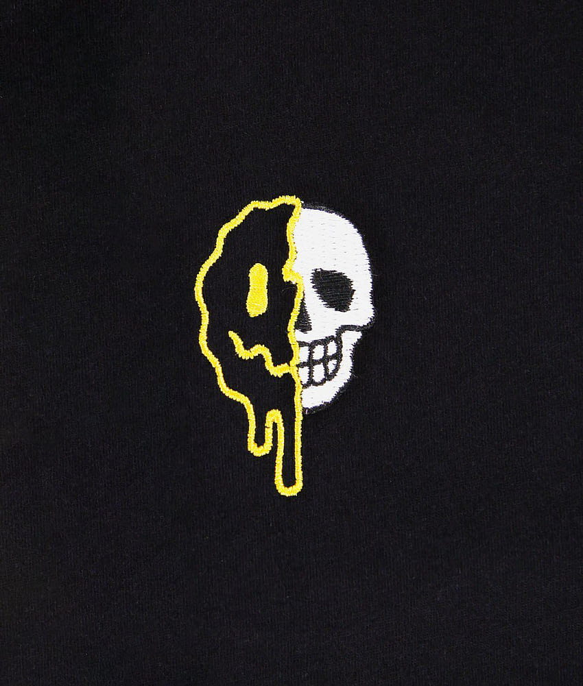 Happy Face Skull Drip besticktes Herren-T-Shirt, tropfendes Smiley-Gesicht HD-Handy-Hintergrundbild
