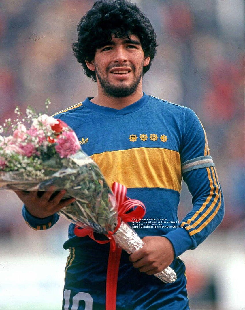 MotherSoccer on X: Diego Maradona salutes his fans at Boca Juniors (1981)  #LaBombonera #BocaJrs #BuenosAires #Argentina #Maradona   / X