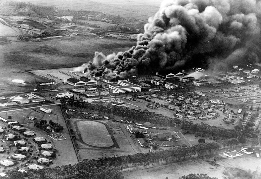 Penyintas Pearl Harbor Berhenti Sejenak untuk Mengingat Jatuh di Wheeler Field > U.S. Indo Wallpaper HD