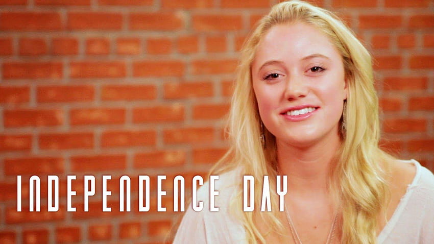 INDEPENDENCE DAY 2 Adds Maika Monroe as President Whitmore's HD wallpaper