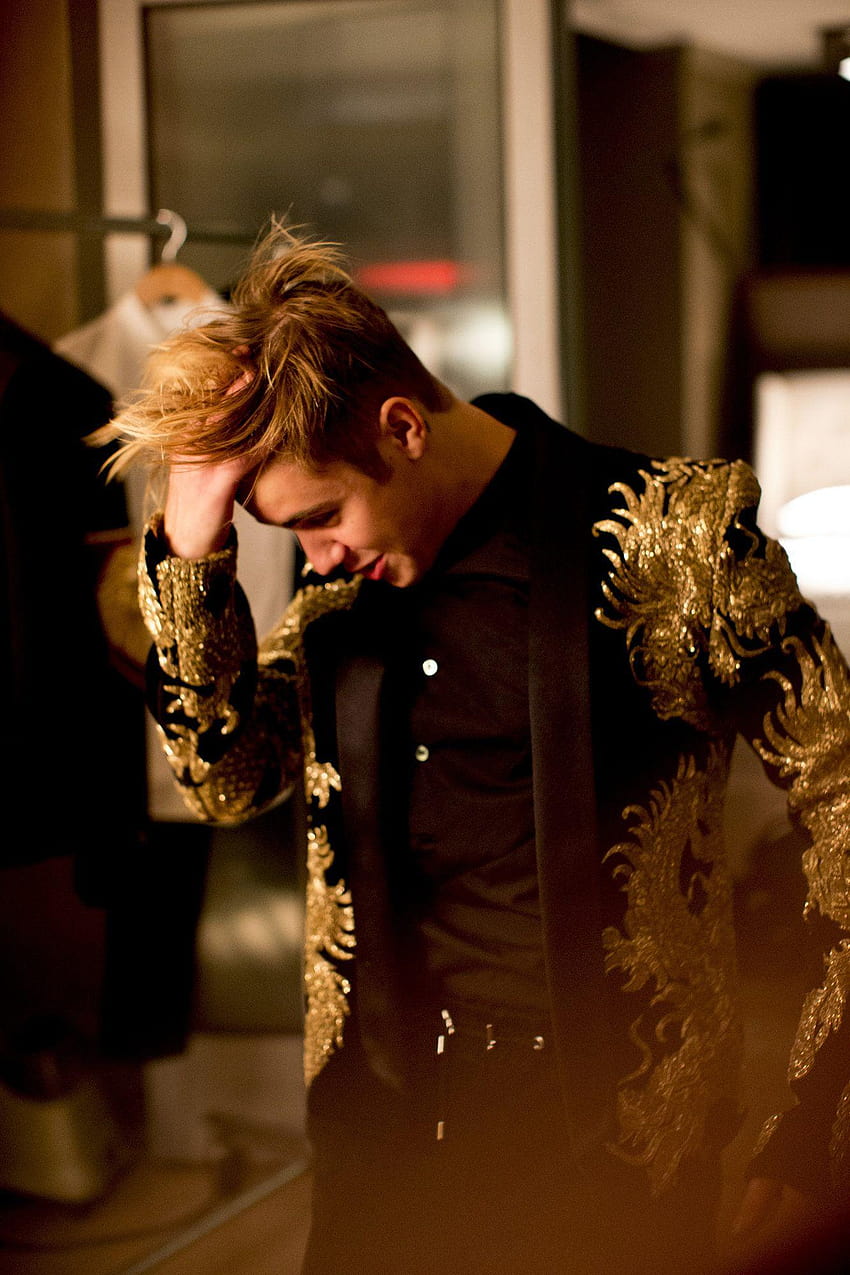 ¿Puedes creerlo? Justin Bieber en su Balmain Look para el Met, Met Gala 2019 fondo de pantalla del teléfono