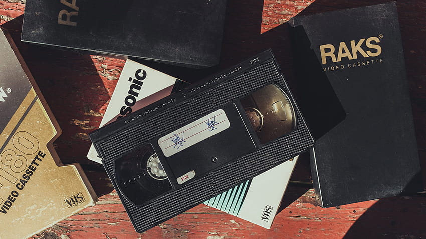 Black VHS tape , text, communication, western script, technology, vhs tapes HD wallpaper