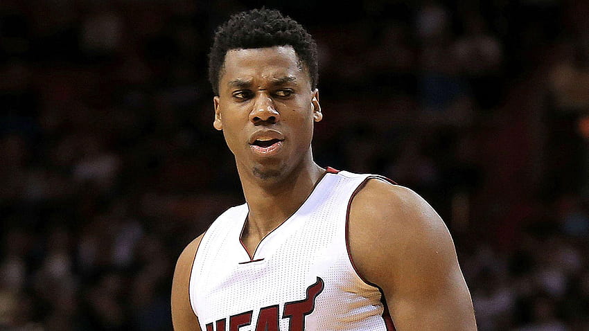 Heat's Hassan Whiteside not on same page with team on knee injury HD wallpaper