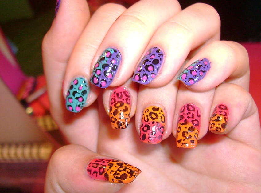 Make your fingernails look like animal claws - Boing Boing