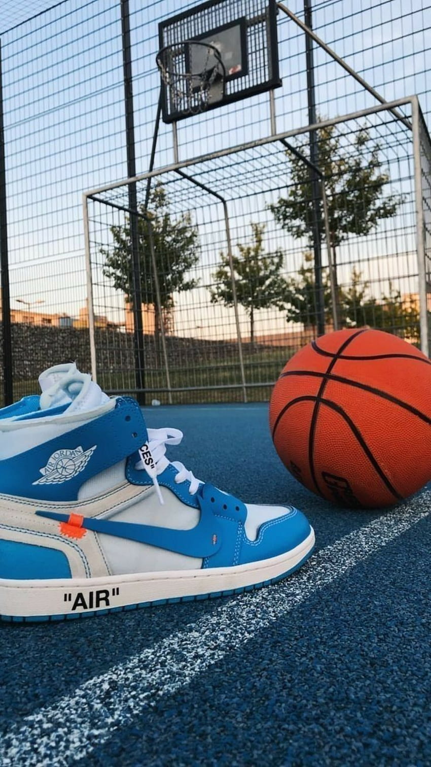 Мъжки маратонки Nike Air Jordan's 1 Retro High Og X Off White Light Blue Луксозни дизайнерски модерни обувки, air jordan 1 retro blue HD тапет за телефон