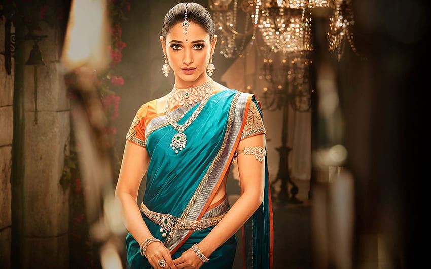 Tamanna Bhatia, aktris India, Bollywood, sari India, pakaian tradisional wanita India, hoot, wanita cantik India dengan resolusi 2880x1800. Kualitas tinggi, wanita India Wallpaper HD