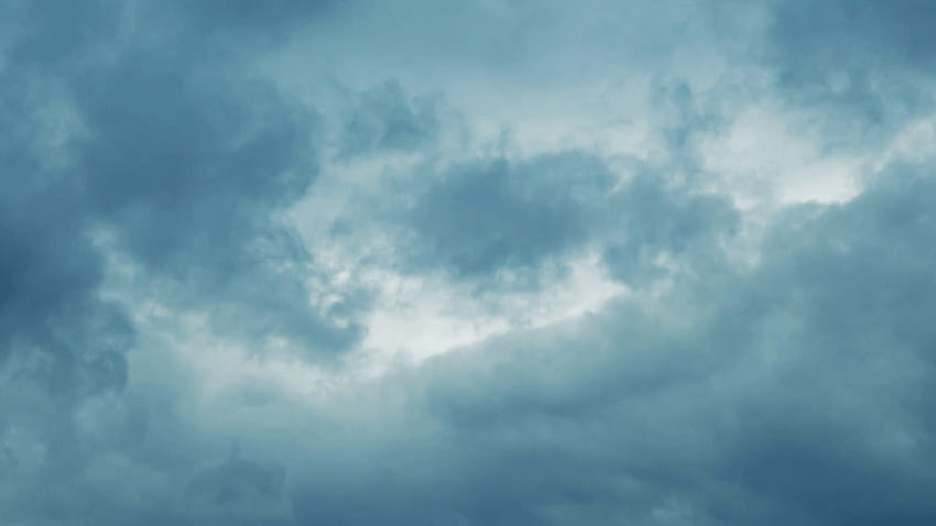Dramatyczne niebo, ciemne burzowe chmury deszczowe upływ czasu materiał filmowy, pogoda, chmury deszczowe tło Tapeta HD