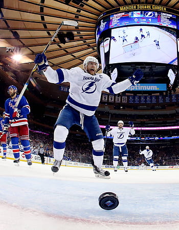129,756 Madison Square Garden Hockey Stock Photos, High-Res